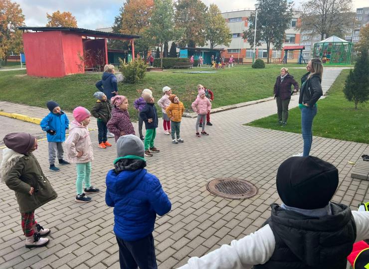 Visuomenės sveikatos projekto, "Šiaurietiško ėjimo ritmu" įgyvendinimas, Elektrėnų lopšelyje-darželyje "Pasaka"